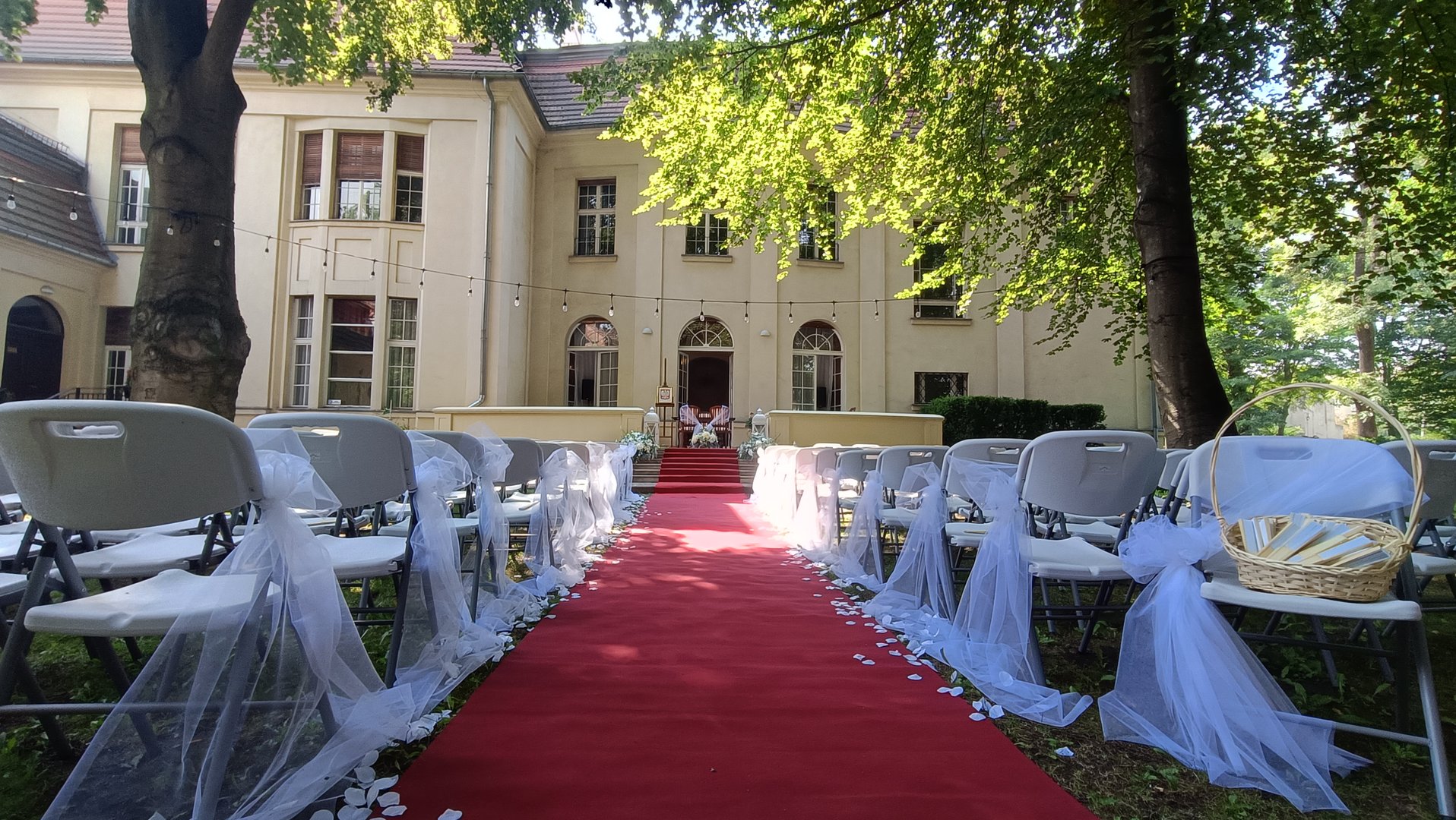 ceremonia w parku