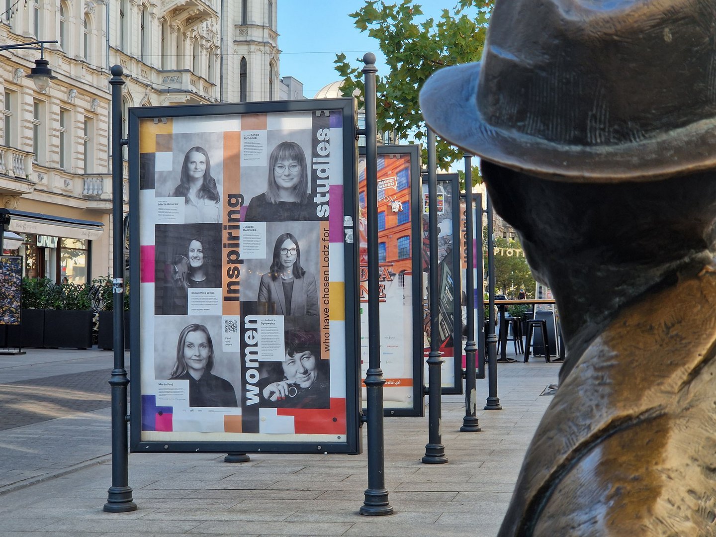 zdjęcie citylightów w mieście