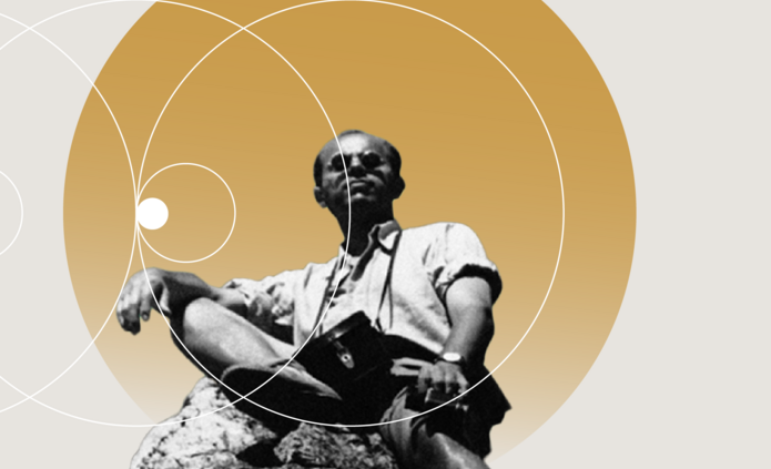 Na grafice promocyjnej przeważa jasne tło w odcieniu beżu. Po lewej stronie dużą czcionką widnieje napis „BOMBA MEGABITOWA”, poniżej mniejszymi literami „FESTIWAL LEMA”, a obok w czarnym prostokącie – data „7-8.10.2025”. U dołu grafiki na czarnym pasie znajduje się tekst „Teatr Wielki, EC1 | Łódź | festiwallema.pl” oraz logotypy: Instytutu Polska Przyszłości im. Stanisława Lema, EC1 Łódź i Ministerstwa Cyfryzacji. Po prawej stronie graficzny kolaż: na pierwszym planie czarno-biały wizerunek męskiej postaci siedzącej na skale, w okularach przeciwsłonecznych, z aparatem – sylwetka stylizowana fotograficznie. W tle kilka nakładających się okręgów (w kolorach bieli i złota), częściowo przezroczystych, tworzących abstrakcyjny geometryczny motyw. Całość utrzymana w estetyce futurystyczno-minimalistycznej, z akcentami złota i czerni, sugerującymi powiązanie technologii, designu i nostalgii.