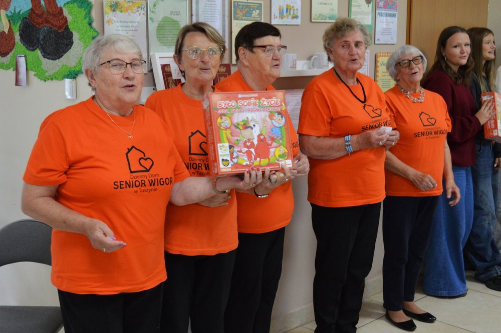 Piknik międzypokoleniowy w Dziennym Domu Seniora WIGOR w Tuszynie