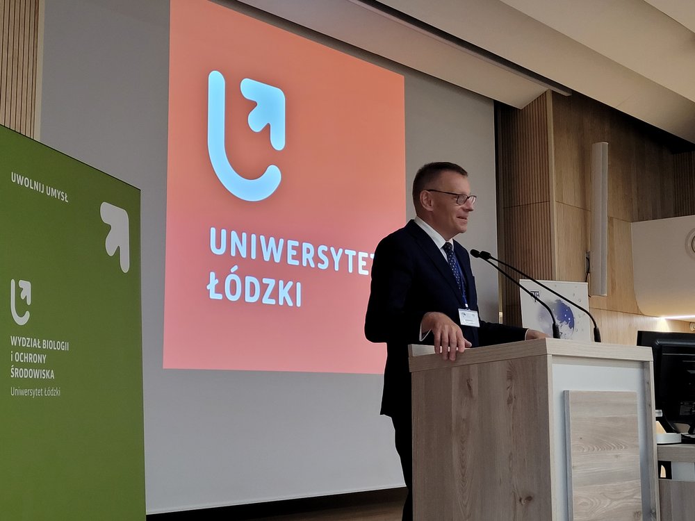 Prof. Andrzej Kruk podczas przemówienia