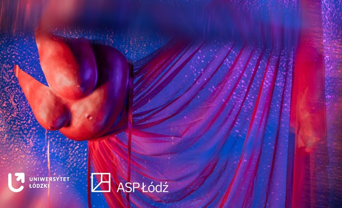 Artystyczna grafika przedstawiająca obiekt przypominający sukienkę z gorsetem 