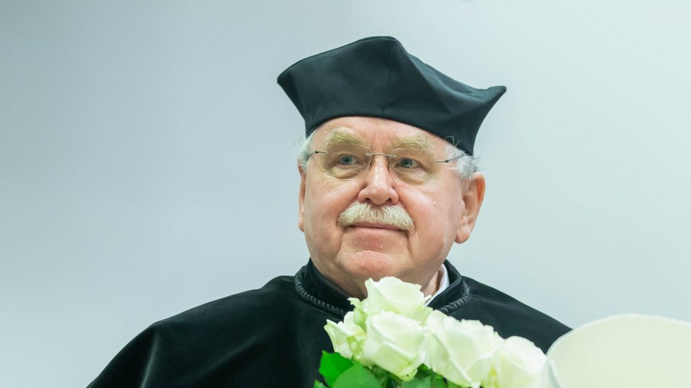 DHC UŁ dla prof. Macieja Henneberga