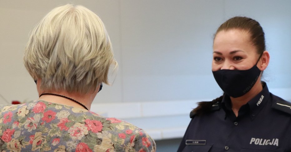 funkcjonariuszka policji