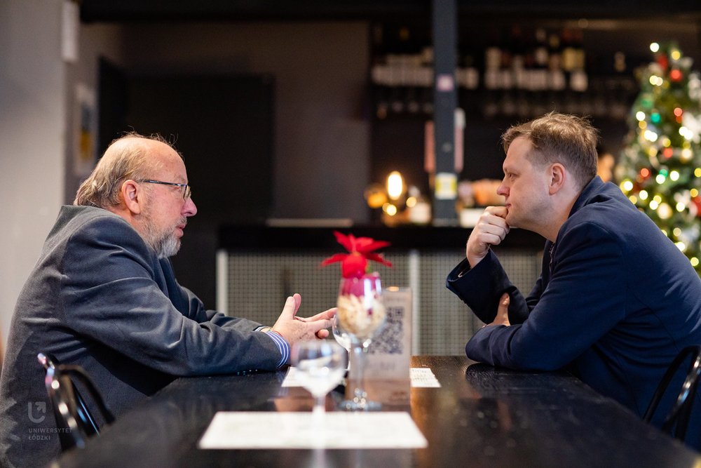 rozmowy podczas śniadania prasowego UŁ