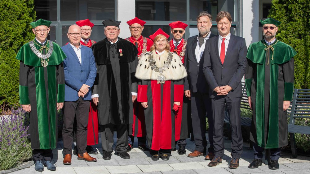 DHC UŁ dla prof. Macieja Henneberga