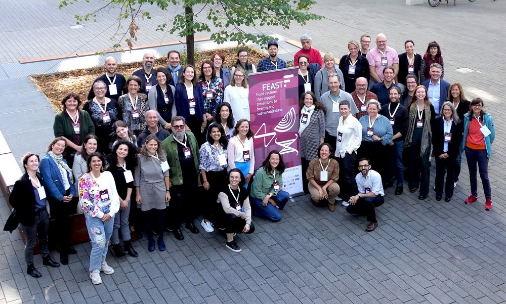 Uczestnicy spotkania w Heidelbergu - zdjęcie grupowe