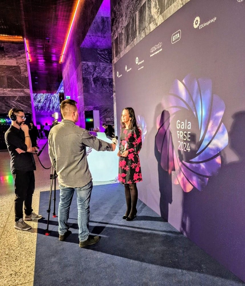 dr. Monika Tosik udziela wywiadu