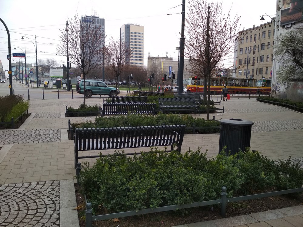 Elementy małej zielonej architektury w mieście