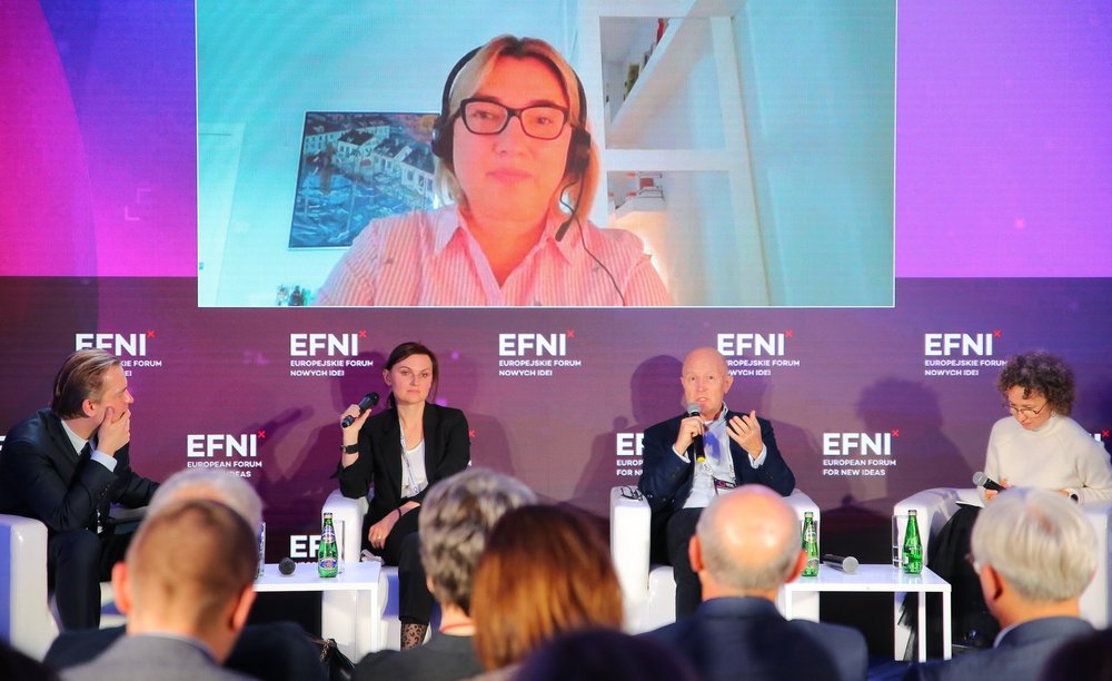 widok na panelistów