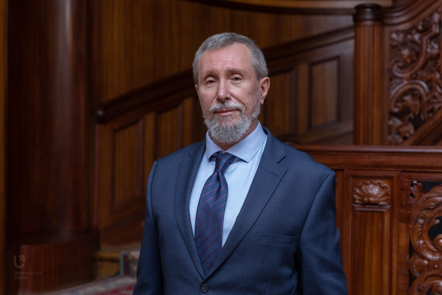 Portret mężczyzny w garniturze
