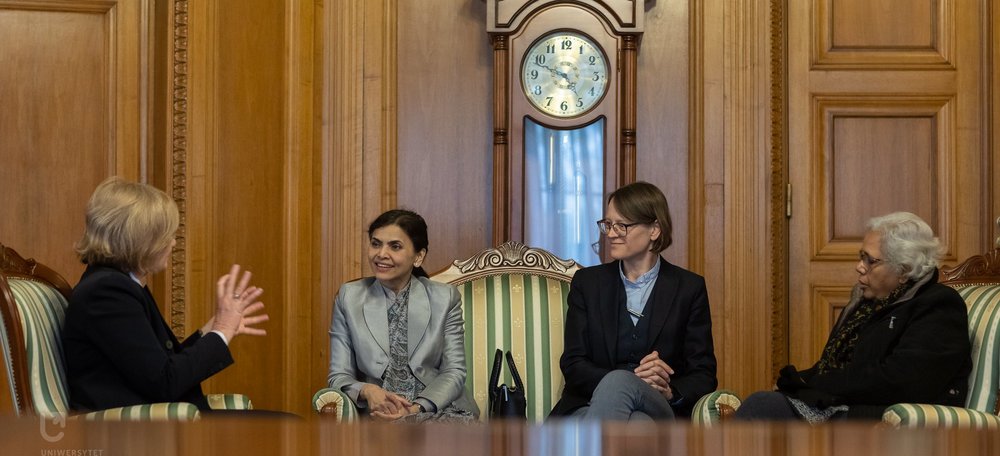 rozmowy w Pałacu Biedermanna