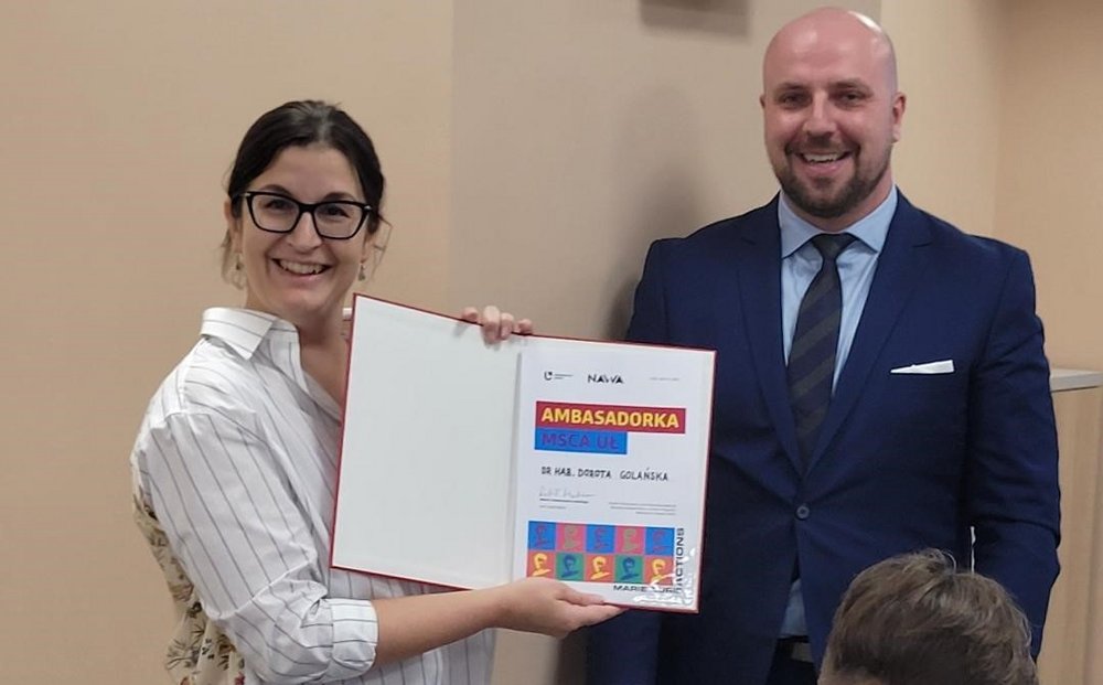 Ambasadorka MSCA na UŁ prof. Dorota Golańska i dr Przemysław Ciborek, dyrektor CWP UŁ