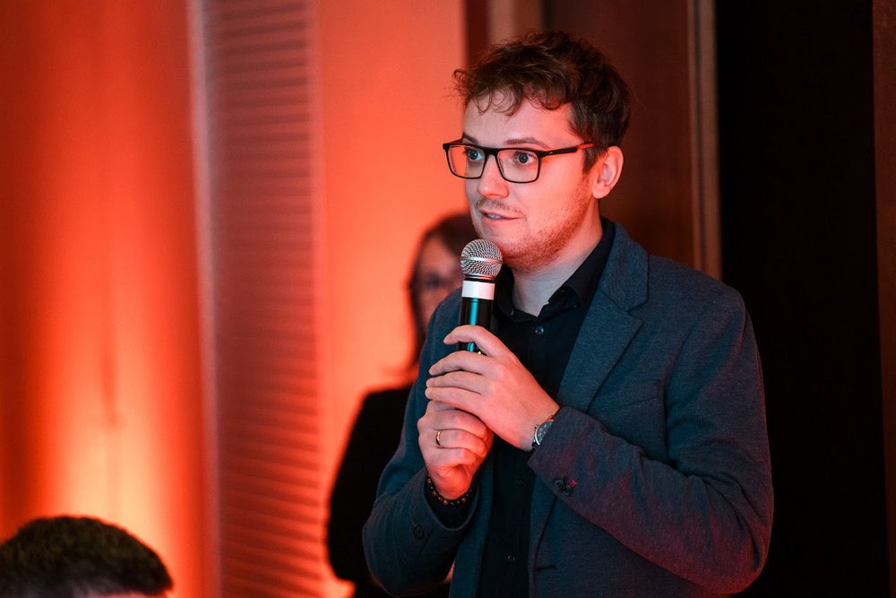 dr Kamil Sowiński podczas gali Nagród Naukowych Polityki