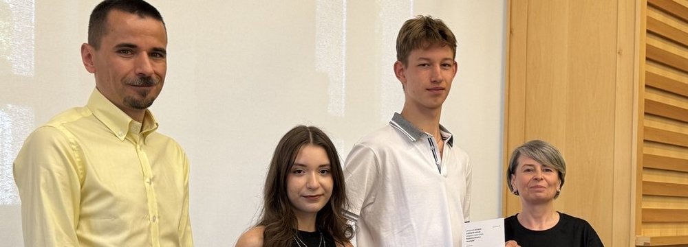 Uczestnicy Laboratorium Innowacji w Sali Senatu UŁ