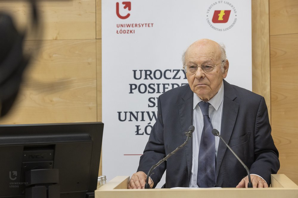 prof. Krzysztof Pomian