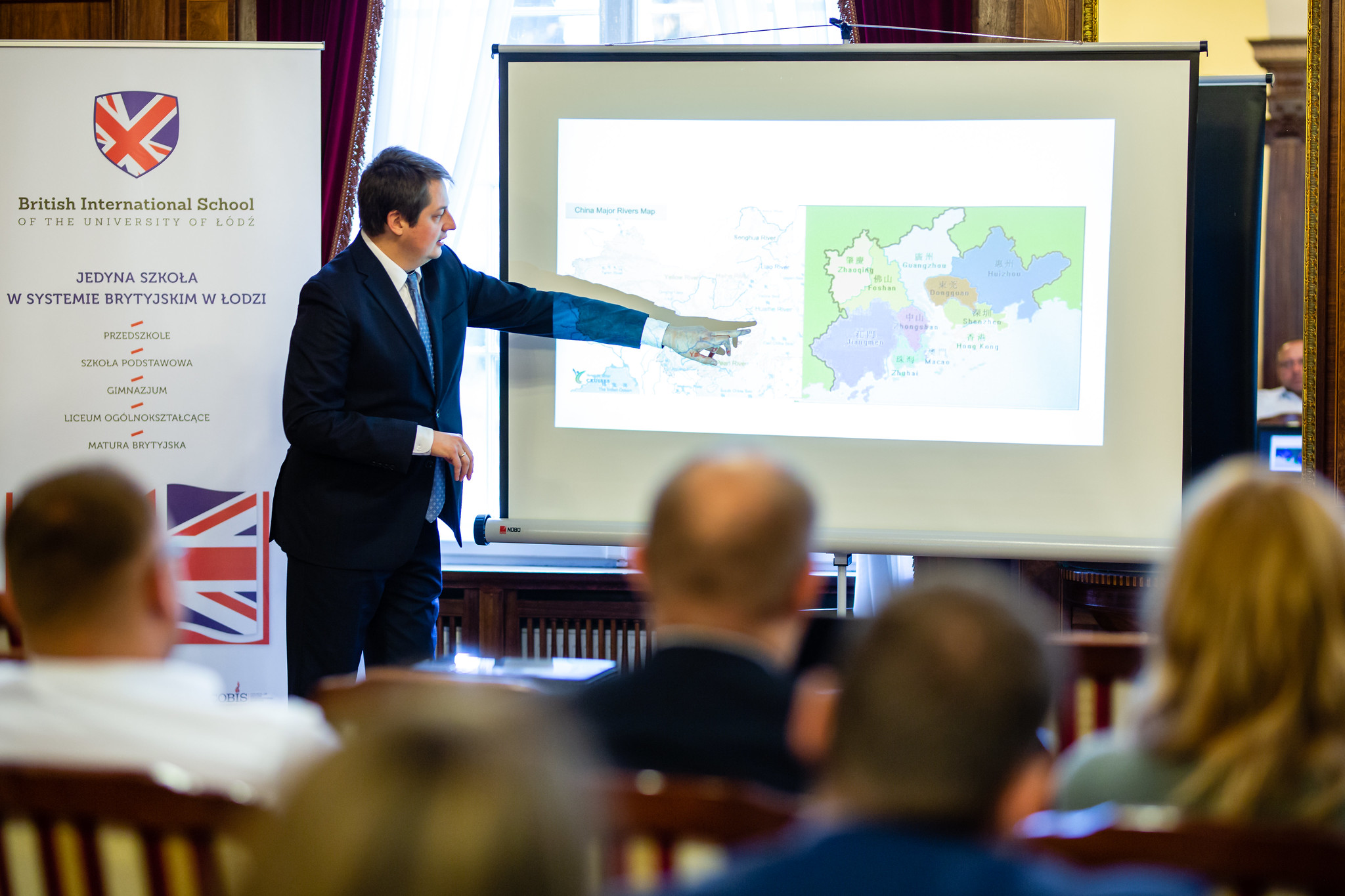 prof. Dominik Mierzejewski podczas wystąpienia