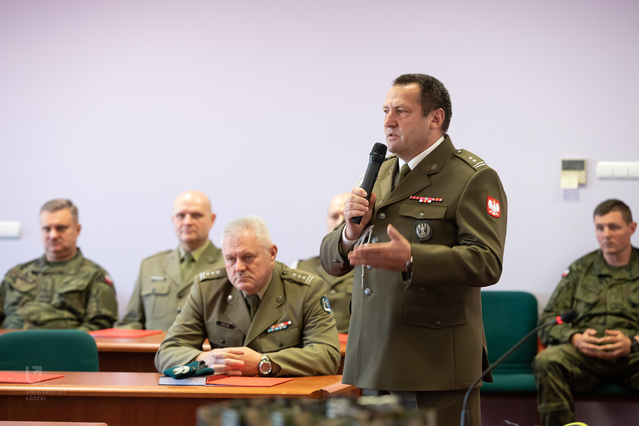 zdjęcie ze spotkania ws. Legii Akademickiej