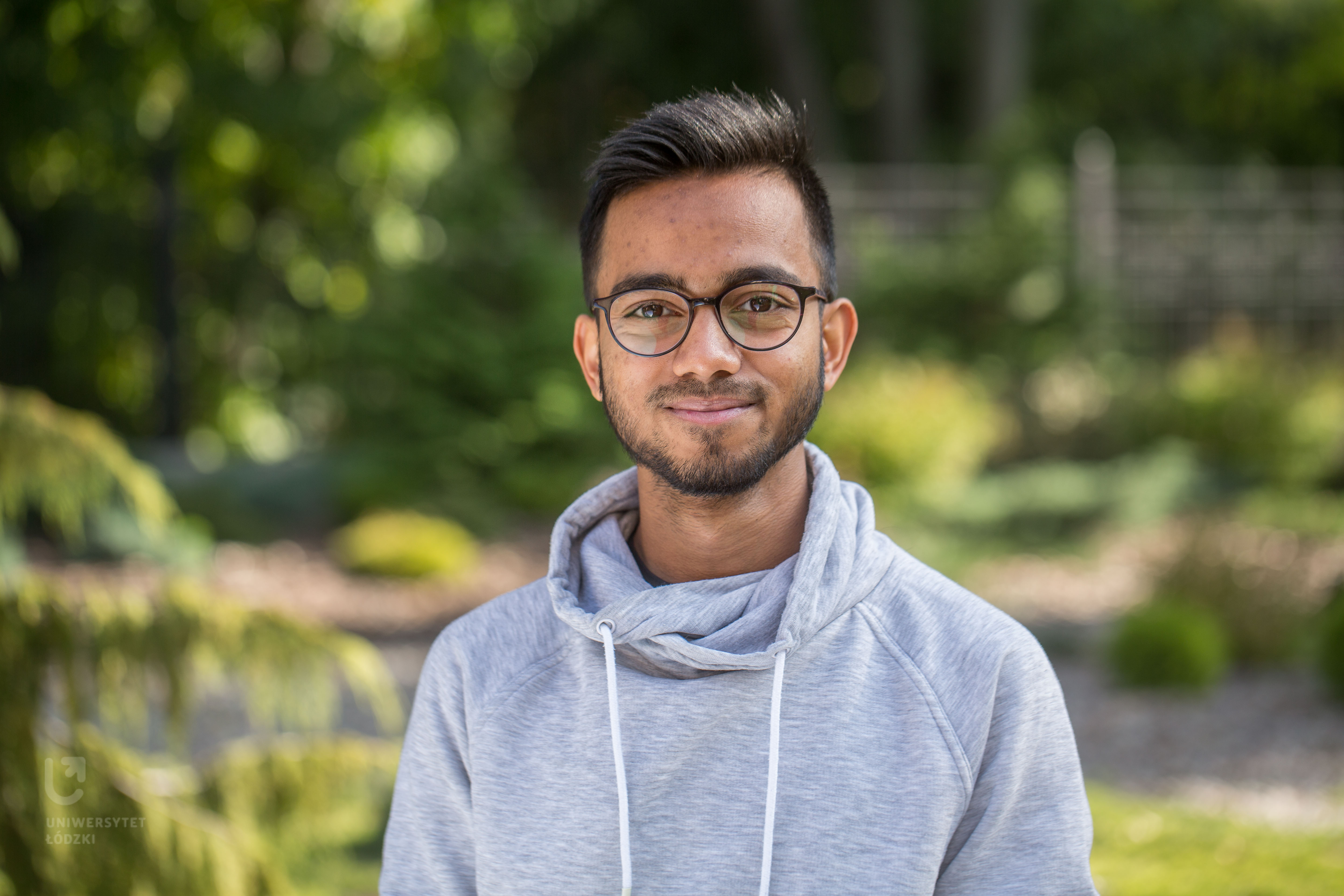 Młody mężczyzna : Deepjyoti Nath, student UniLodz