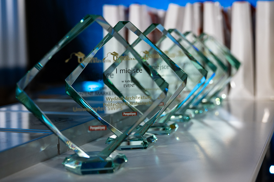 statuetki Genius Universitatis