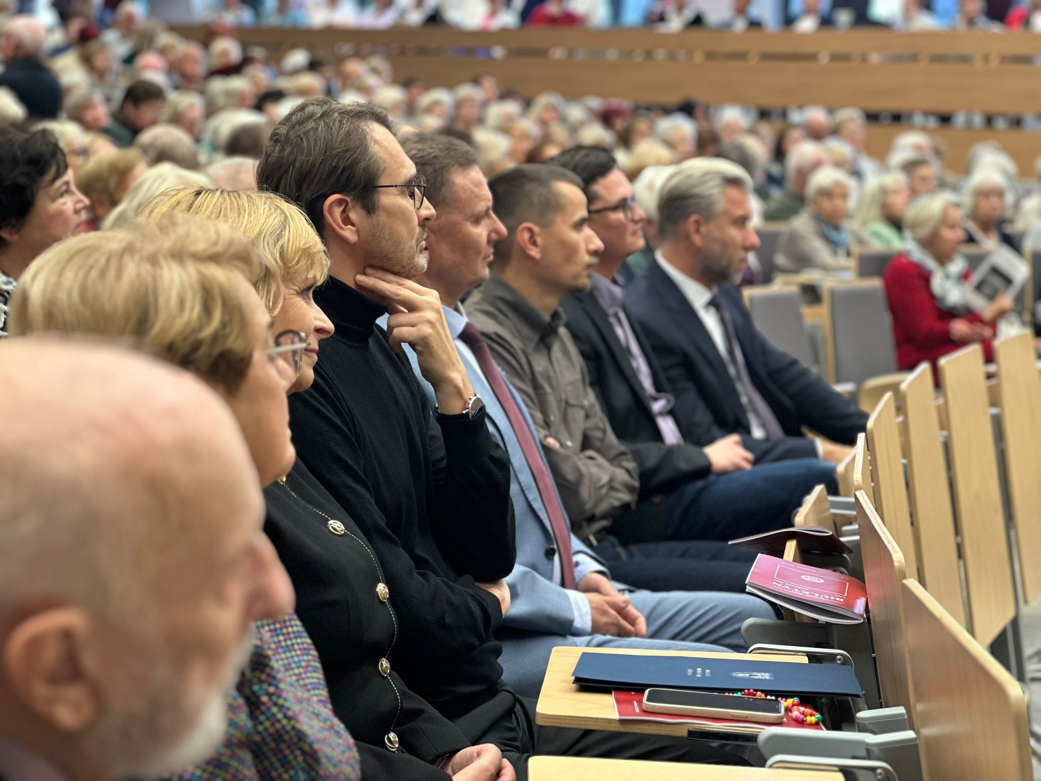 Kolegium Rektorskie UŁ podczas inauguracji roku akademickiego Łódzkiego Uniwersytetu Trzeciego Wieku 2025/2026 Kolegium Rektorskie UŁ podczas inauguracji roku akademickiego Łódzkiego Uniwersytetu Trzeciego Wieku 2025/2026