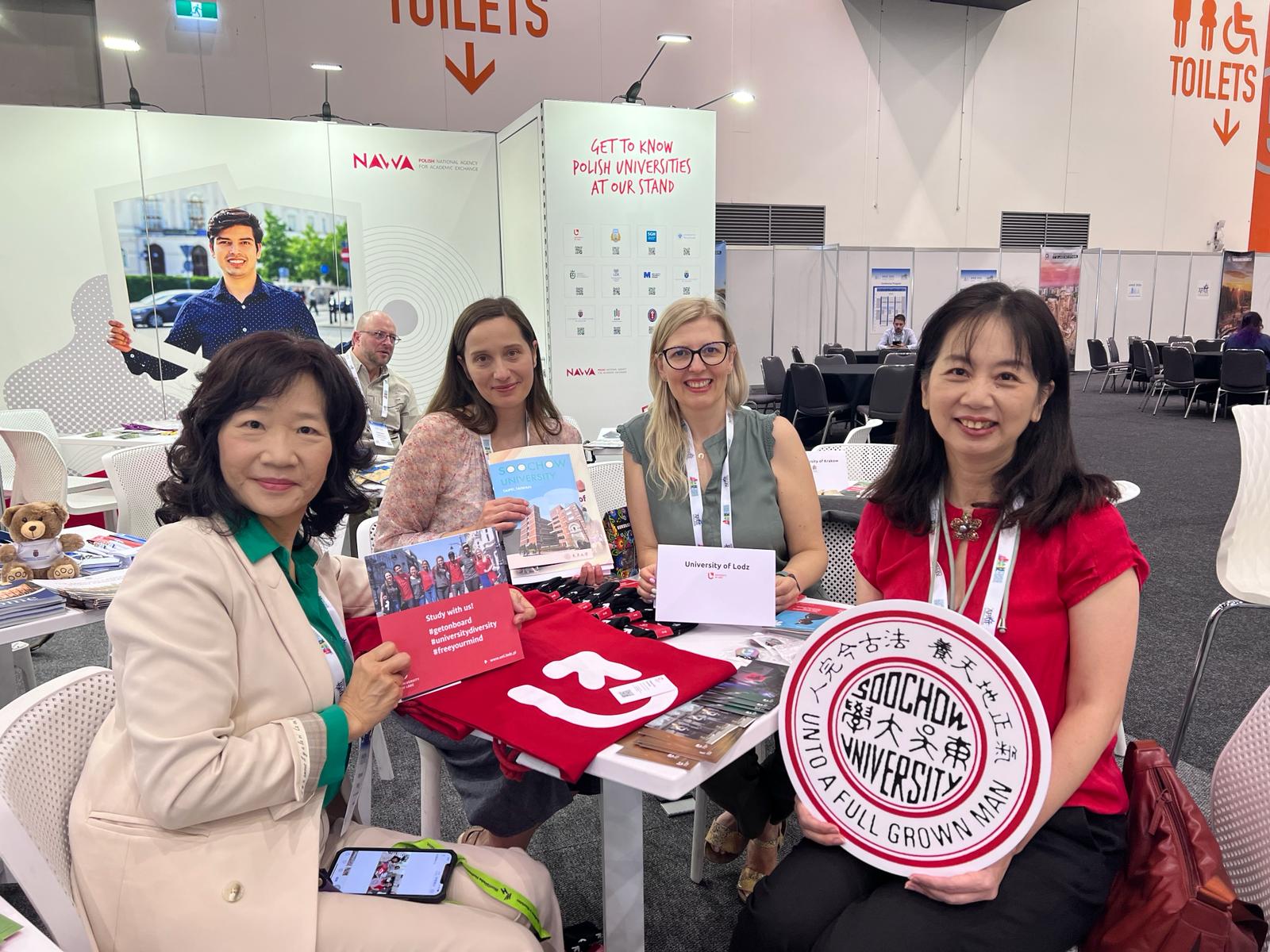 UŁ na Konferencji APAIE w Perth